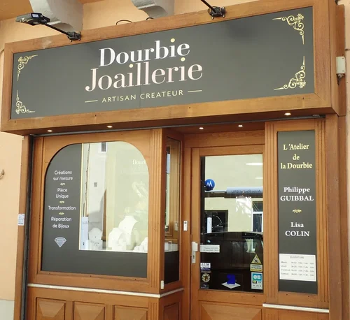L'atelier de la Dourbie à Millau : joaillier créateur de bijoux sur mesure